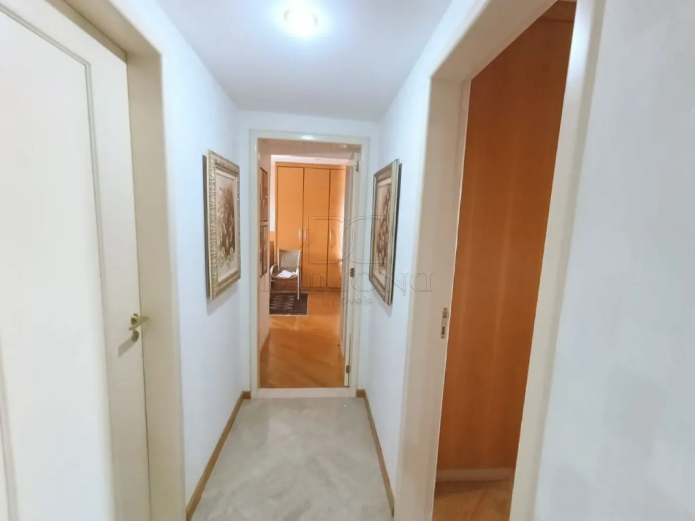 Apartamento Duplex com 4 dormitórios à venda com 384 m² por R$ 2.500.000 no Edifício Maison Classic em Foz do Iguaçu