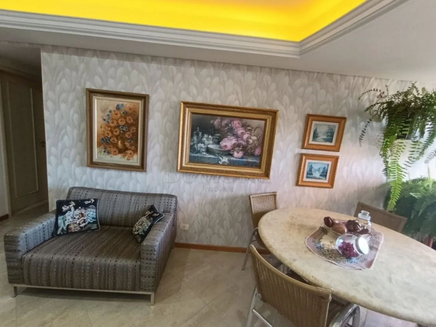 Apartamento Duplex com 4 dormitórios à venda com 384 m² por R$ 2.500.000 no Edifício Maison Classic em Foz do Iguaçu