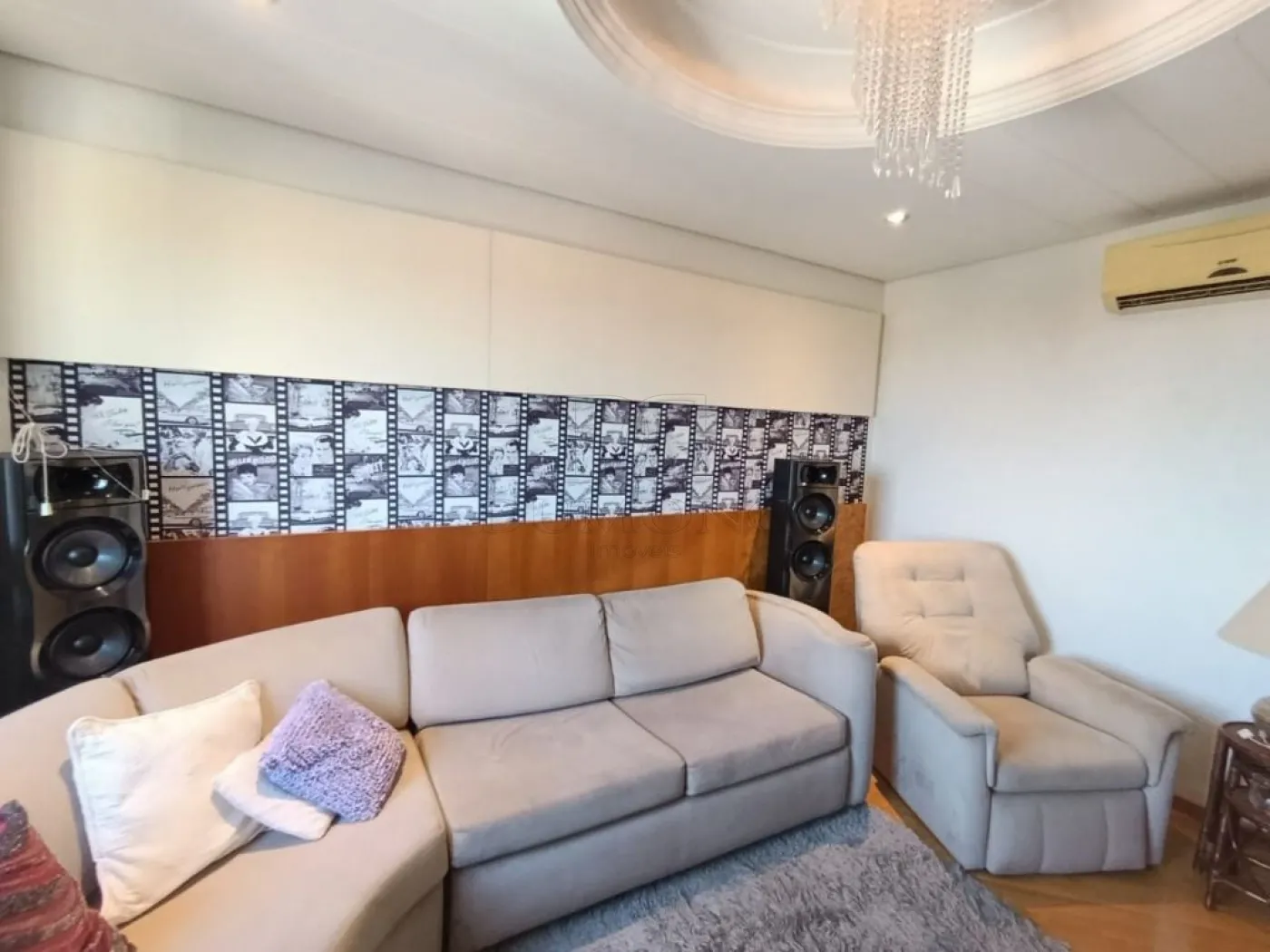 Apartamento Duplex com 4 dormitórios à venda com 384 m² por R$ 2.500.000 no Edifício Maison Classic em Foz do Iguaçu