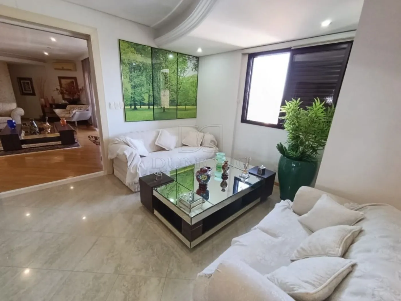 Apartamento Duplex com 4 dormitórios à venda com 384 m² por R$ 2.500.000 no Edifício Maison Classic em Foz do Iguaçu
