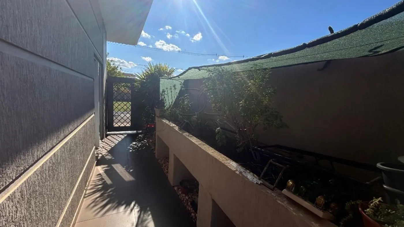 Sobrado com 5 suítes à venda com 675 m² por R$ 5.900.000 no Condomínio Iguassu Green Village em Foz do Iguaçu/PR UNID 1