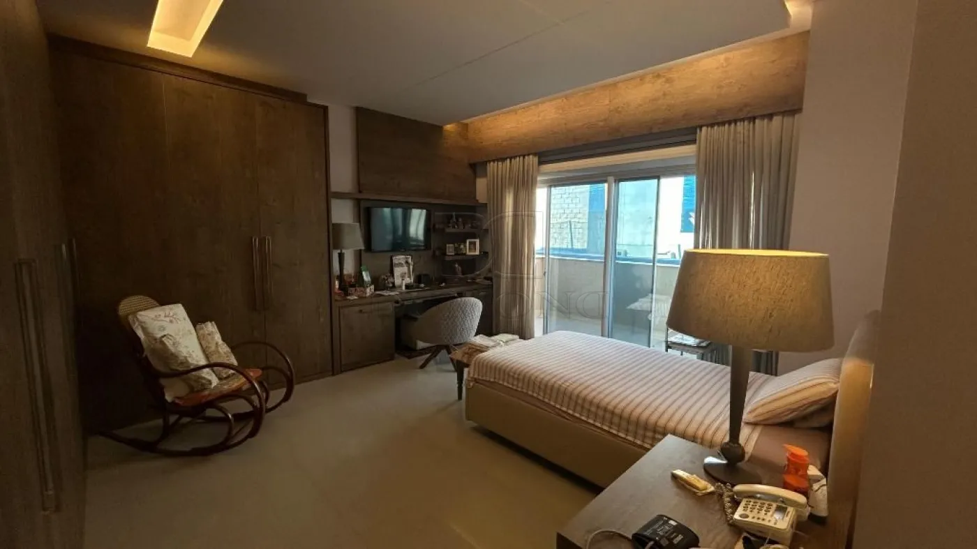 Sobrado com 5 suítes à venda com 675 m² por R$ 5.900.000 no Condomínio Iguassu Green Village em Foz do Iguaçu/PR UNID 1