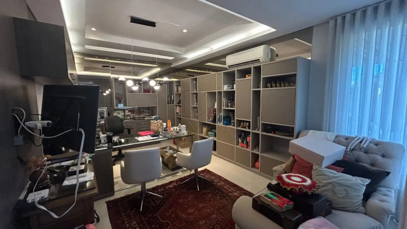 Sobrado com 5 suítes à venda com 675 m² por R$ 5.900.000 no Condomínio Iguassu Green Village em Foz do Iguaçu/PR UNID 1