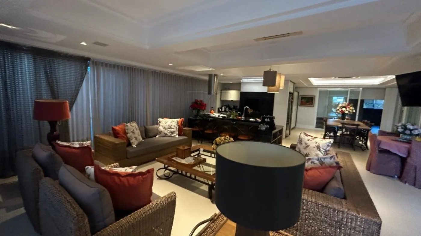 Sobrado com 5 suítes à venda com 675 m² por R$ 5.900.000 no Condomínio Iguassu Green Village em Foz do Iguaçu/PR UNID 1
