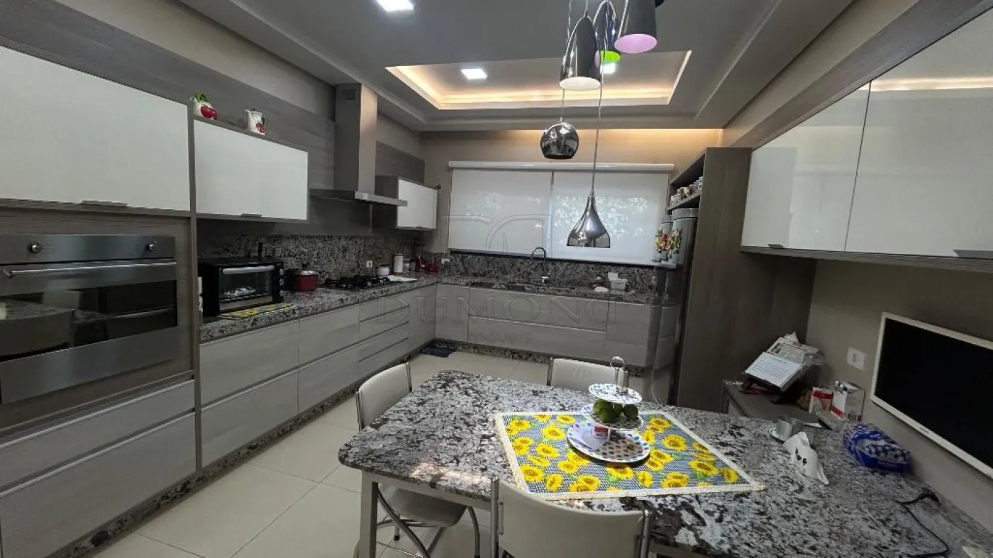 Sobrado com 5 suítes à venda com 675 m² por R$ 5.900.000 no Condomínio Iguassu Green Village em Foz do Iguaçu/PR UNID 1