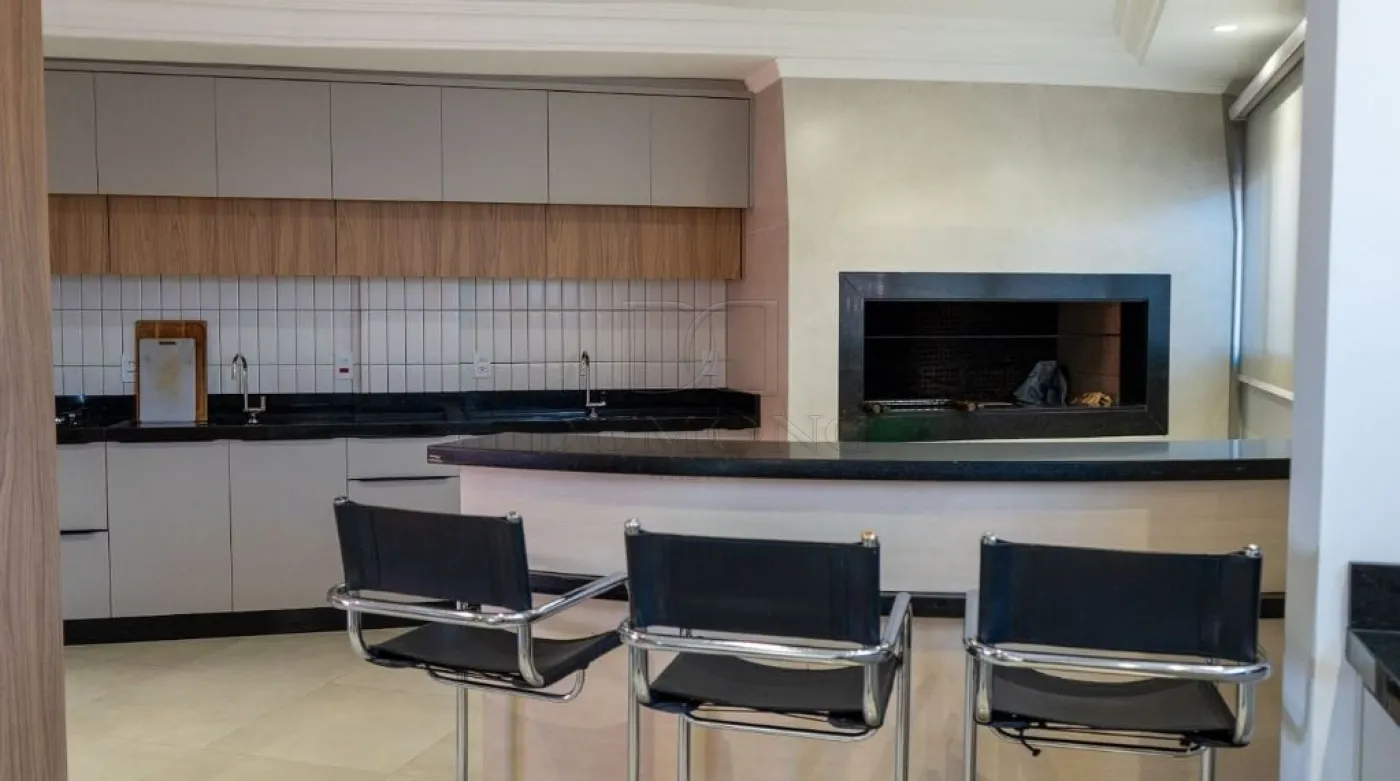Apartamento com 3 dormitórios à venda com 220 m² por R$ 1.200.000  no Centro em Foz do Iguaçu/PR