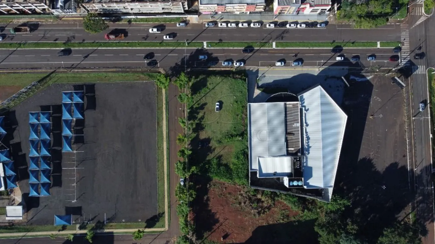 Terreno à venda com 700 m² por R$ 3.500.000 no Jardim Polo Centro em Foz do Iguaçu/PR
