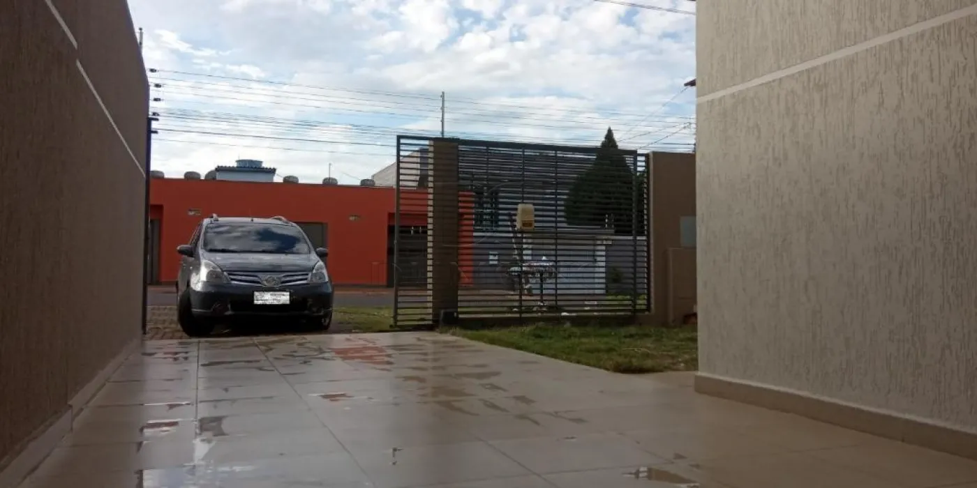 Sobrado para locação, com 03 dormitórios no Jardim Ana Cristina