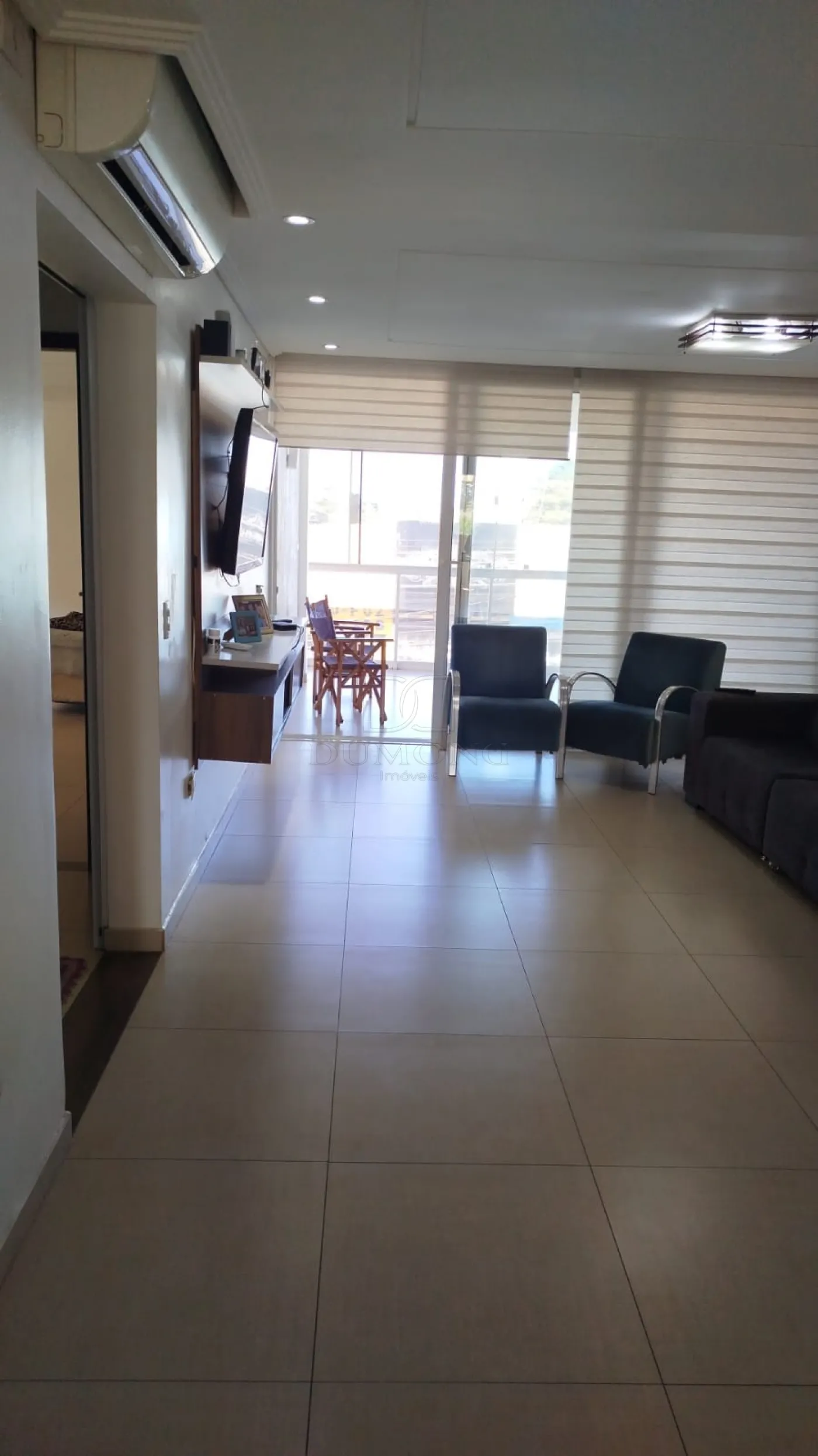 Prédio Comercial e Residencial localizado