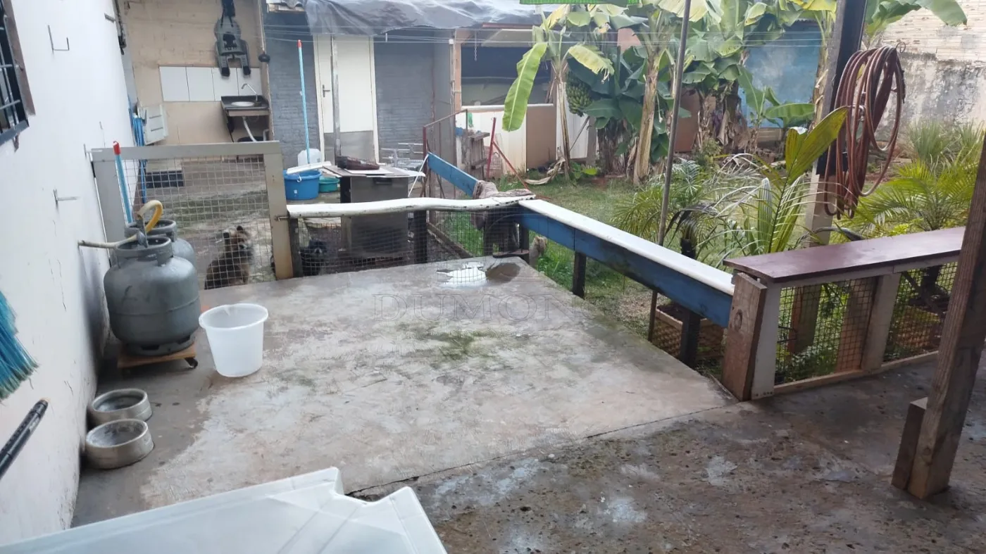 Casa de alvenaria localizado na Vila A, próximo a Escola, Mercados, Bancos