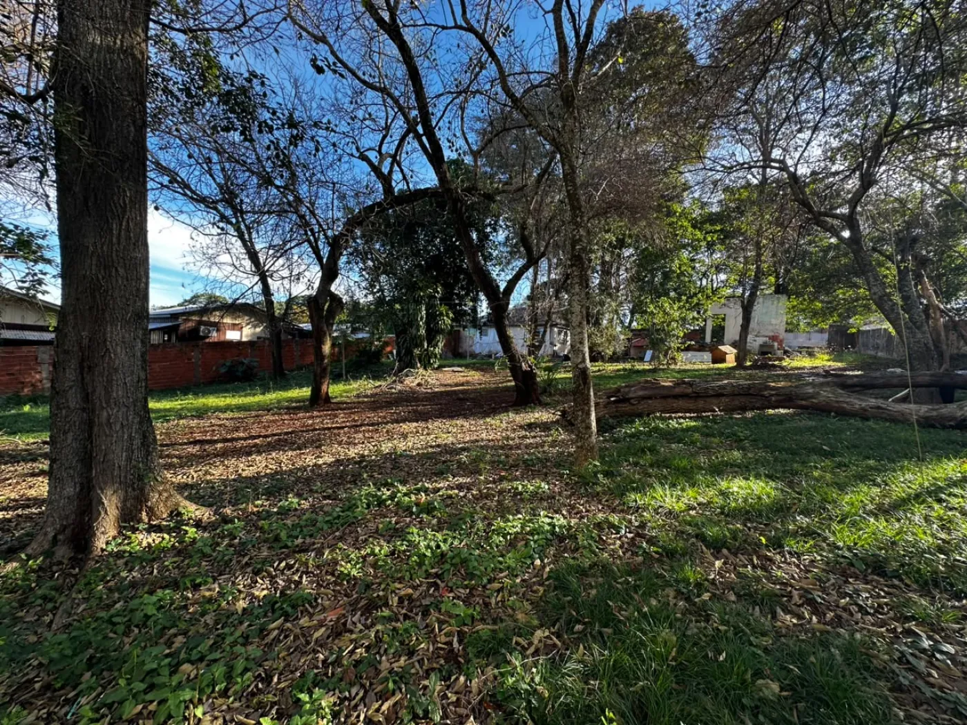 Terreno à venda com 1.800,00 m² por  R$ 1.600,000,00 no centro de FOZ DO IGUAÇU/PR -