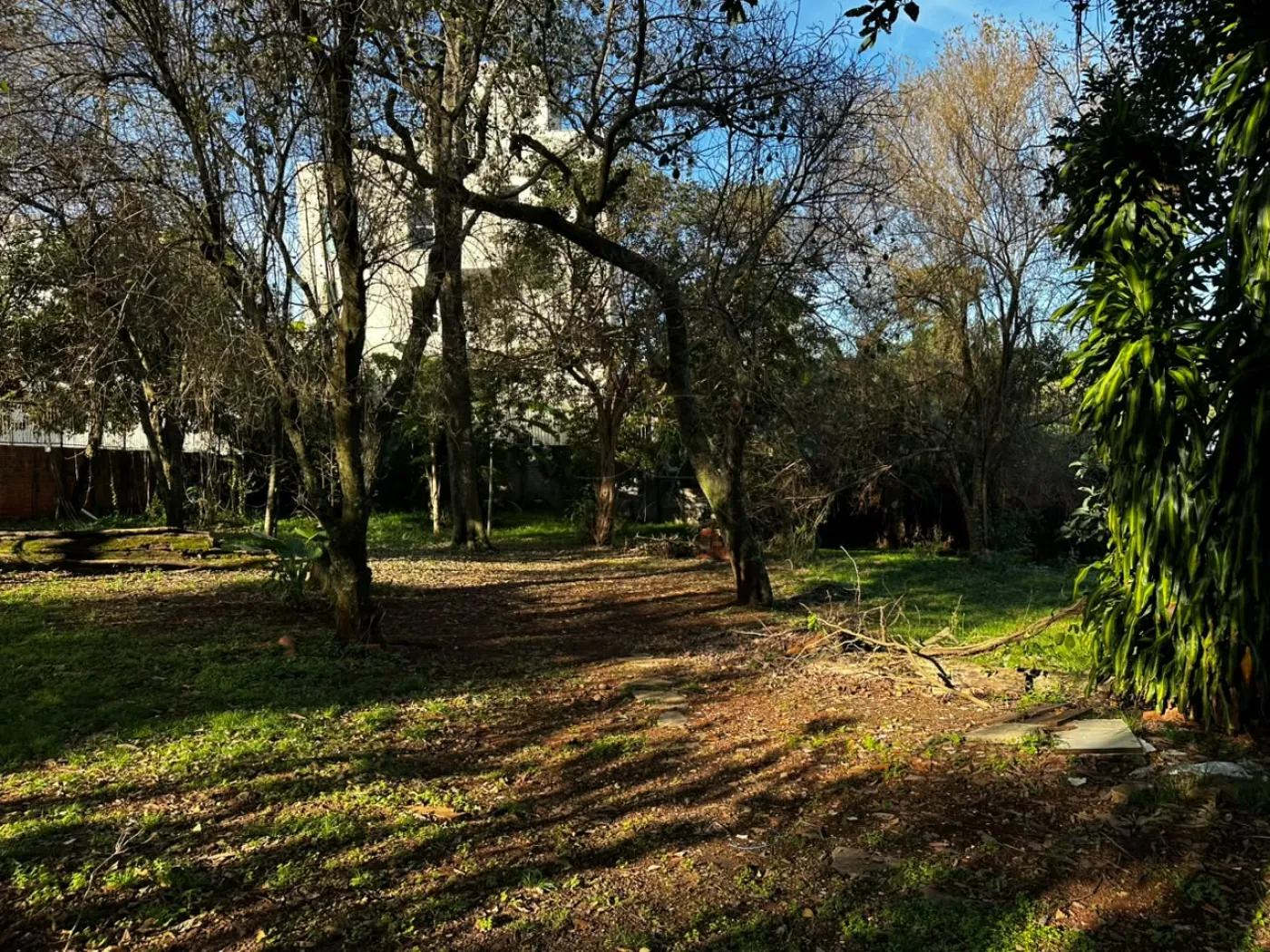Terreno à venda com 1.800,00 m² por  R$ 1.600,000,00 no centro de FOZ DO IGUAÇU/PR -