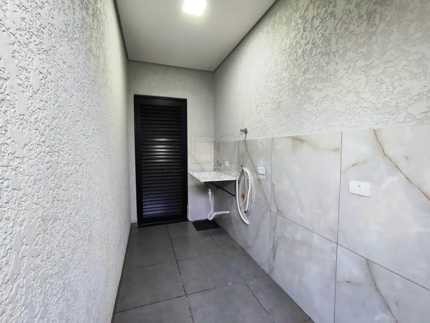 SOBRADO PARA LOCAÇÃO NO CONJUNTO LIBRA, COM 104,55M² POR R$ 4.500,00 EM FOZ DO IGUAÇU/PR