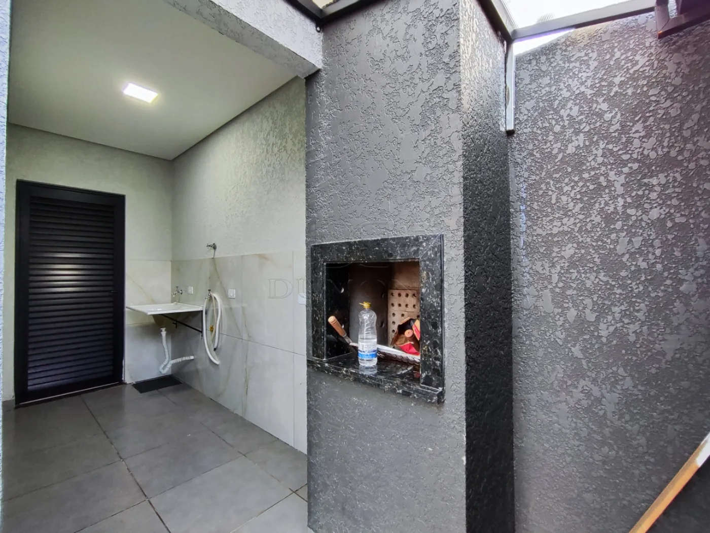 SOBRADO PARA LOCAÇÃO NO CONJUNTO LIBRA, COM 104,55M² POR R$ 4.500,00 EM FOZ DO IGUAÇU/PR
