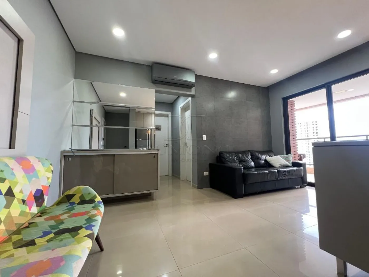 LINDO APARTAMENTO PARA LOCAÇÃO TOTALMENTE MOBILIADO NO EDIFÍCIO TOSCANA !!!