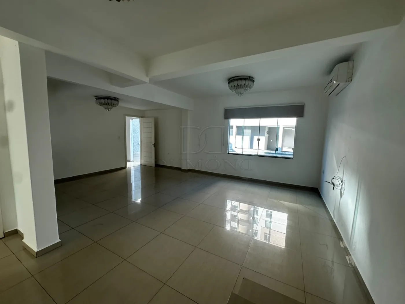 SOBRADO PARA LOCAÇÃO - JARDIM POLO CENTRO COM 3 QUARTOS
