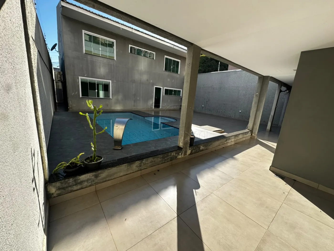 SOBRADO PARA LOCAÇÃO - JARDIM POLO CENTRO COM 3 QUARTOS