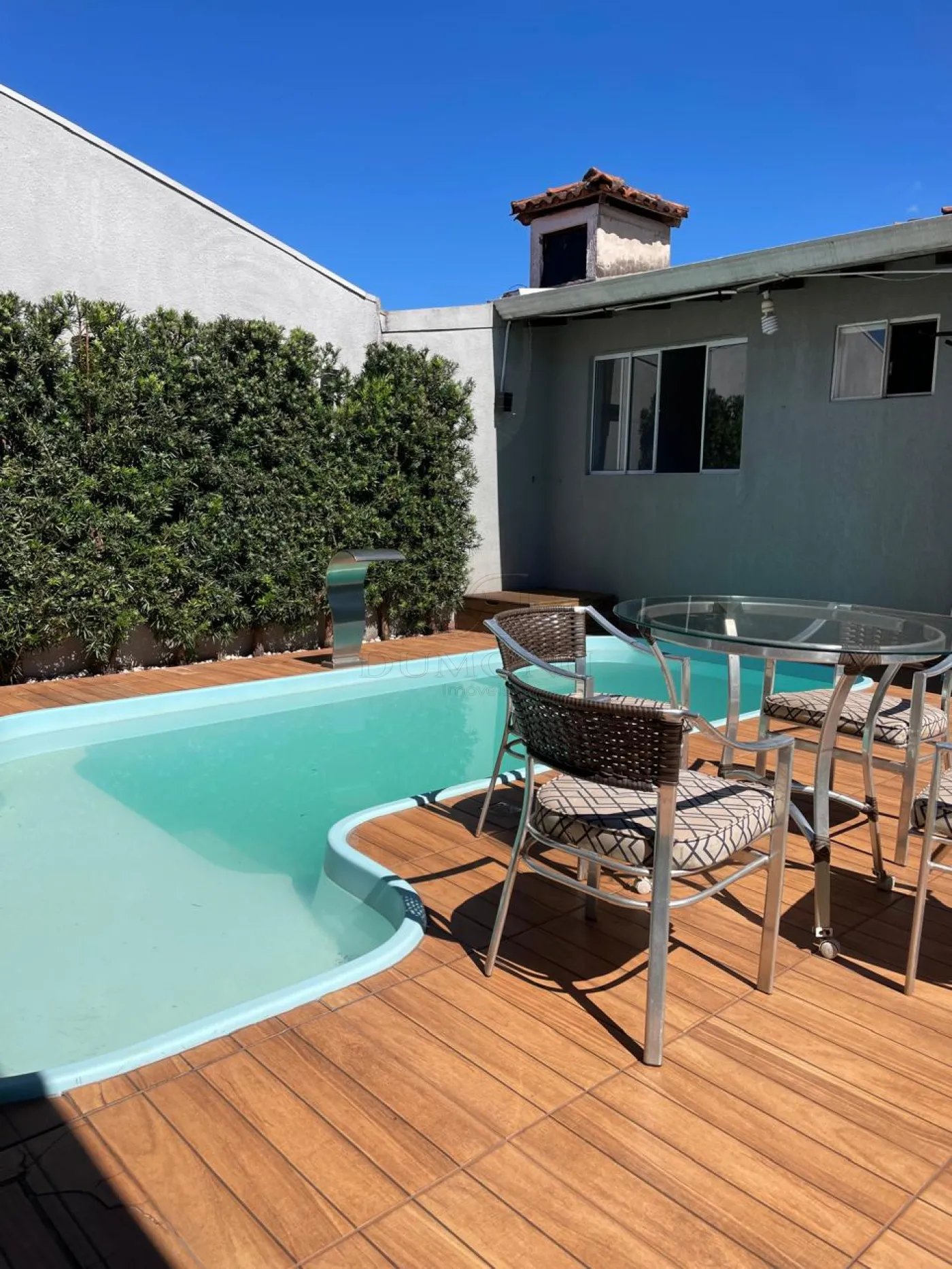 LINDA CASA A VENDA NO LANCASTER, CONFORTO, SOFISTICAÇÃO E EXCELENTE LOCALIZAÇÃO.