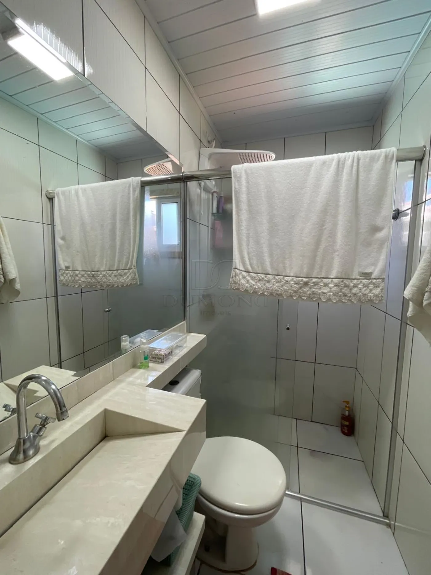 LINDA CASA A VENDA NO LANCASTER, CONFORTO, SOFISTICAÇÃO E EXCELENTE LOCALIZAÇÃO.