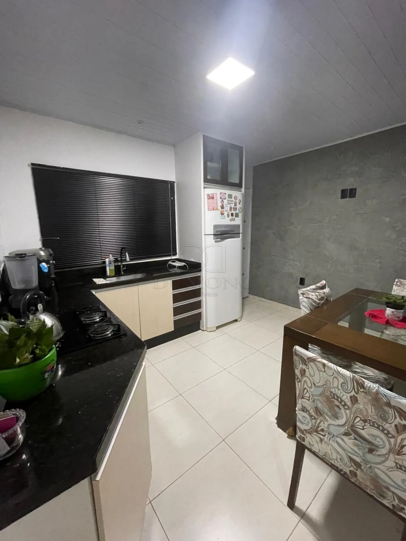 LINDA CASA A VENDA NO LANCASTER, CONFORTO, SOFISTICAÇÃO E EXCELENTE LOCALIZAÇÃO.
