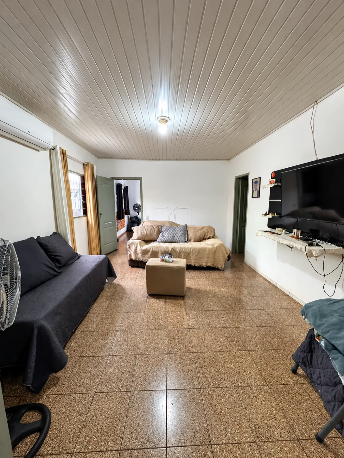 Casa Ampla com Estrutura Residencial e Comercial