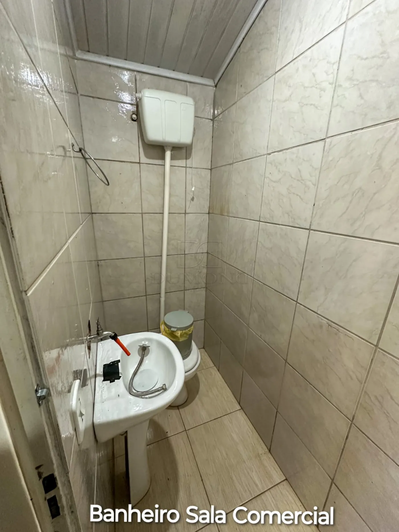 Casa Ampla com Estrutura Residencial e Comercial