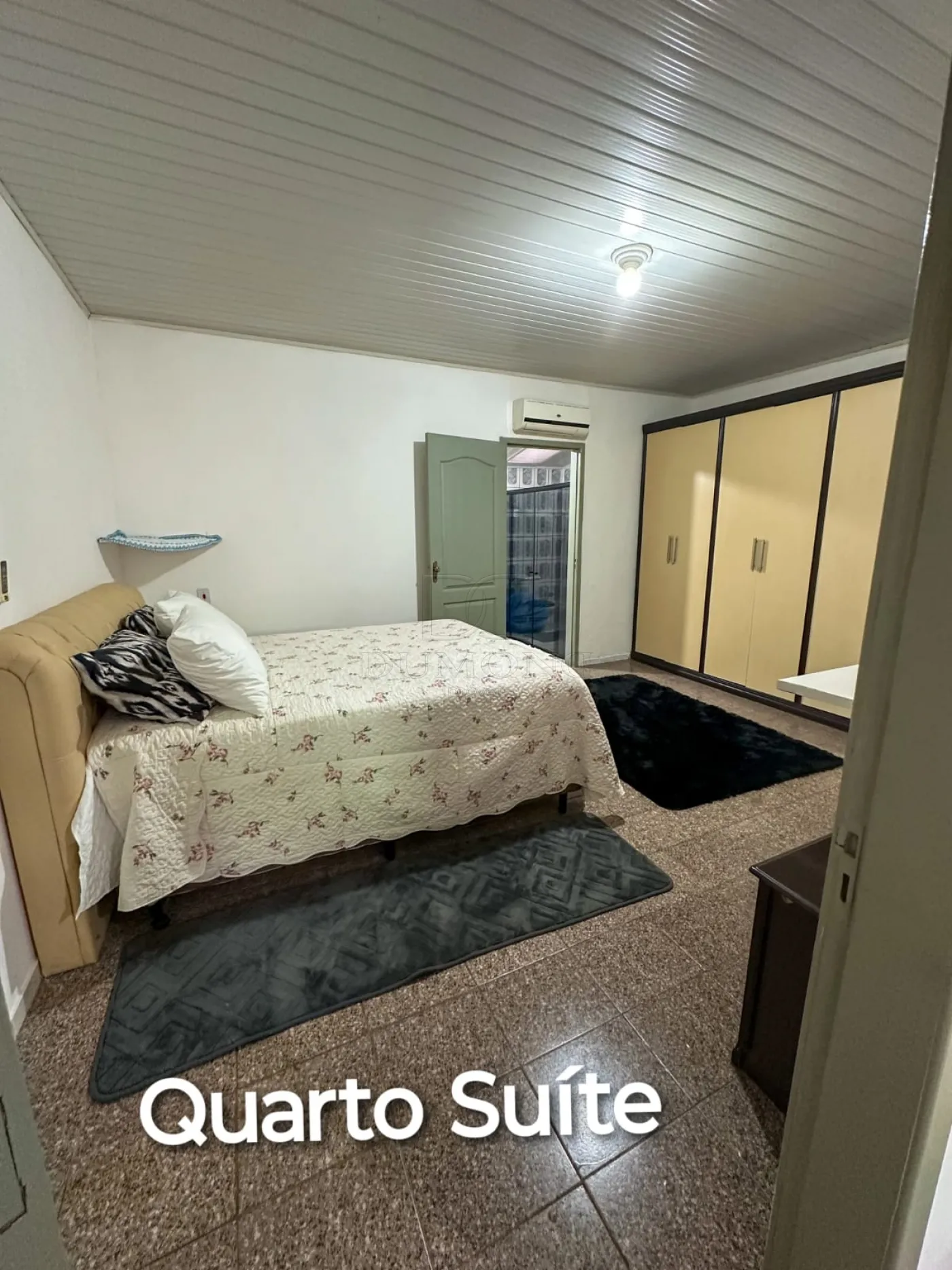 Casa Ampla com Estrutura Residencial e Comercial