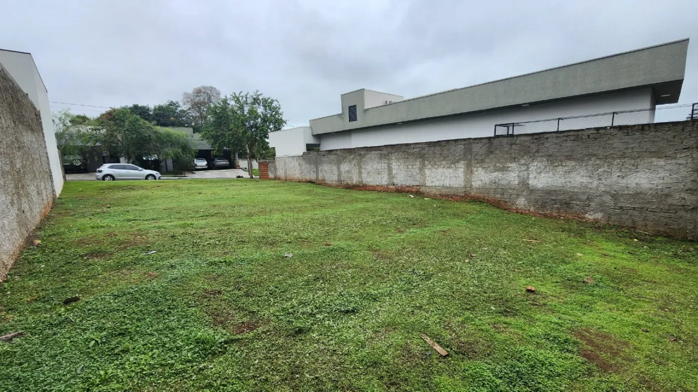 TERRENO RESIDENCIAL NO CONDOMÍNIO HORIZONTAL FECHADO ARARAS DE 300 M² EM FOZ DO IGUAÇU/PR