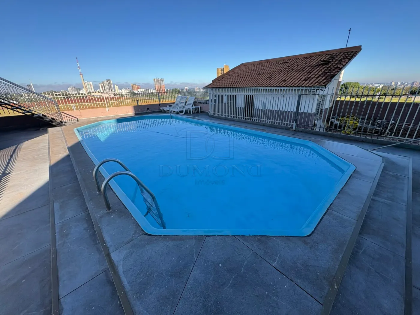Apartamento no Edifício Cheverny, Centro de Foz do Iguaçu - PR