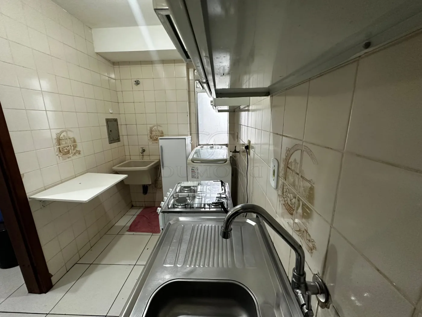 Apartamento no Edifício Cheverny, Centro de Foz do Iguaçu - PR