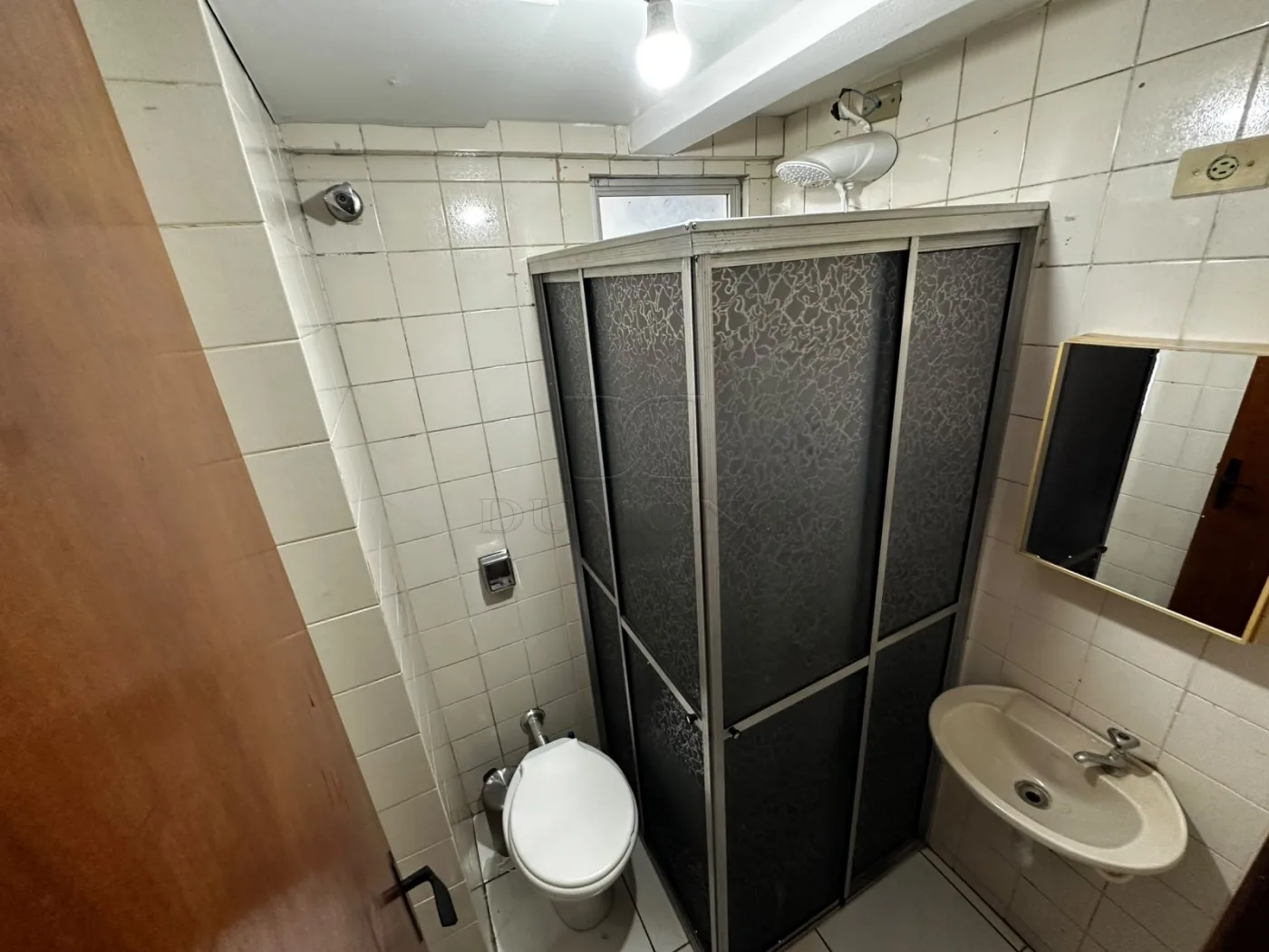 Apartamento no Edifício Cheverny, Centro de Foz do Iguaçu - PR