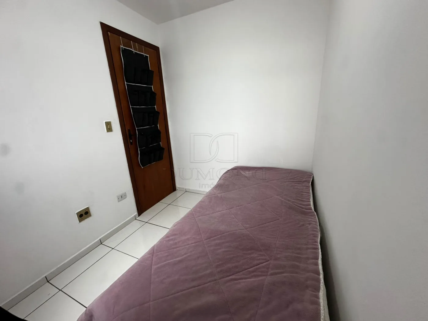 Apartamento no Edifício Cheverny, Centro de Foz do Iguaçu - PR
