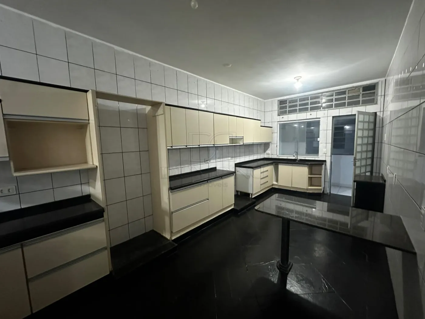 Casa com 3 dormitórios, sendo 2 suítes, para alugar por R$ 5.500/mês - Conjunto Libra - Foz do Iguaçu/PR