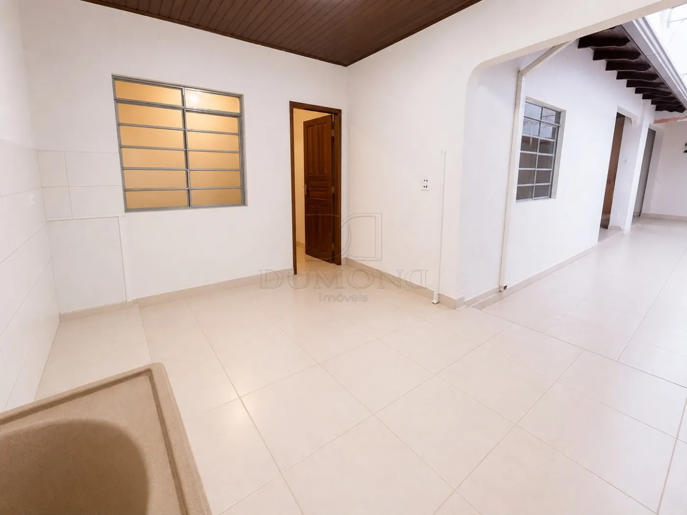 Casa com 3 dormitórios, sendo 2 suítes, para locação no Conjunto Libra, Foz do Iguaçu/PR