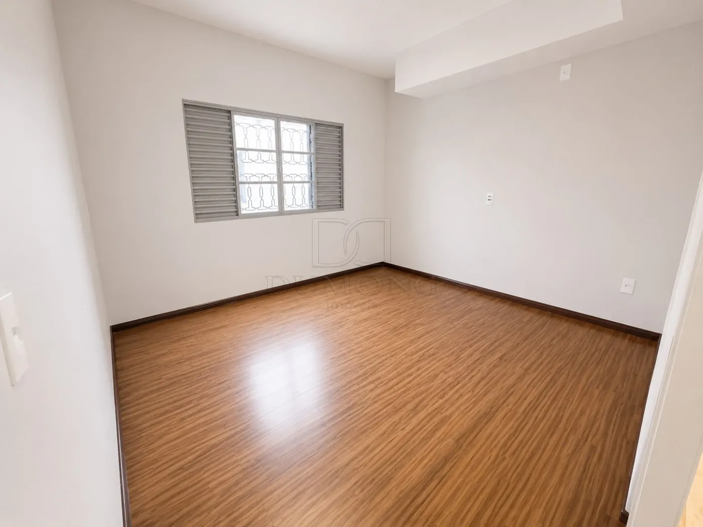 Casa com 3 dormitórios, sendo 2 suítes, para locação no Conjunto Libra, Foz do Iguaçu/PR