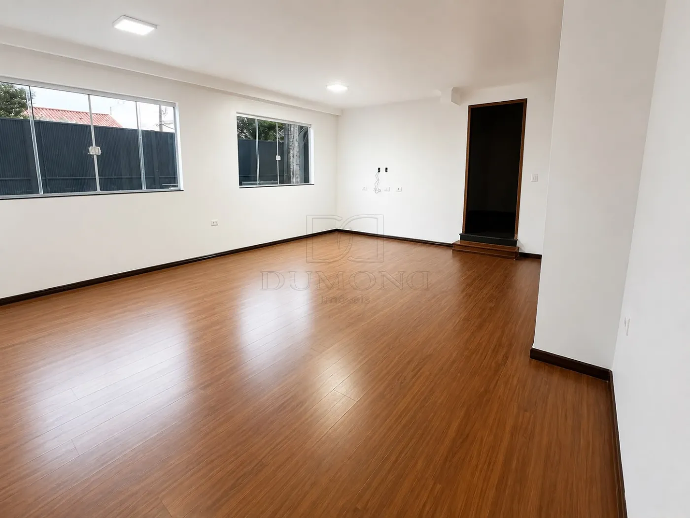 Casa com 3 dormitórios, sendo 2 suítes, para locação no Conjunto Libra, Foz do Iguaçu/PR