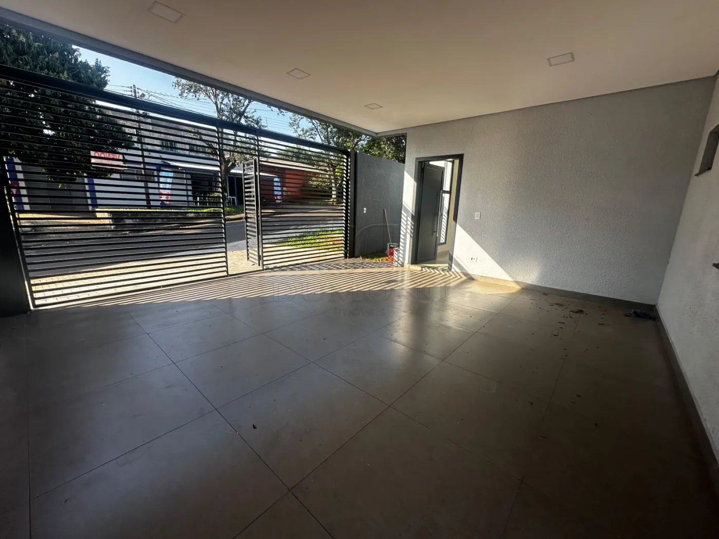 CASA À VENDA NO JARDIM AMERICA,2 dormitórios, sendo 1 suíte.