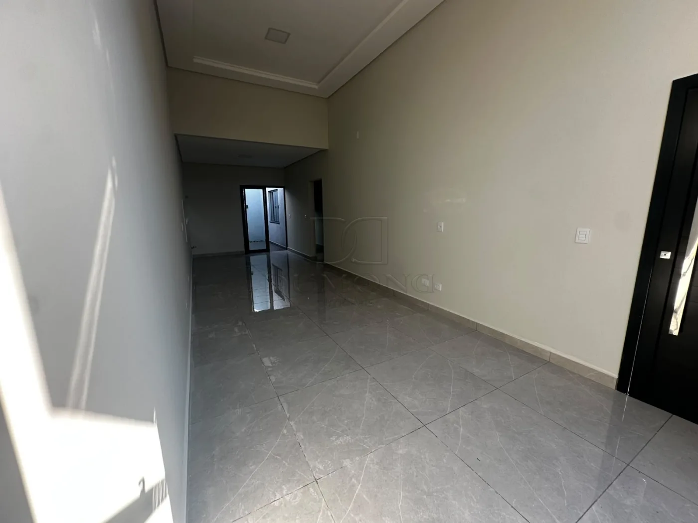 CASA À VENDA NO JARDIM AMERICA,2 dormitórios, sendo 1 suíte.
