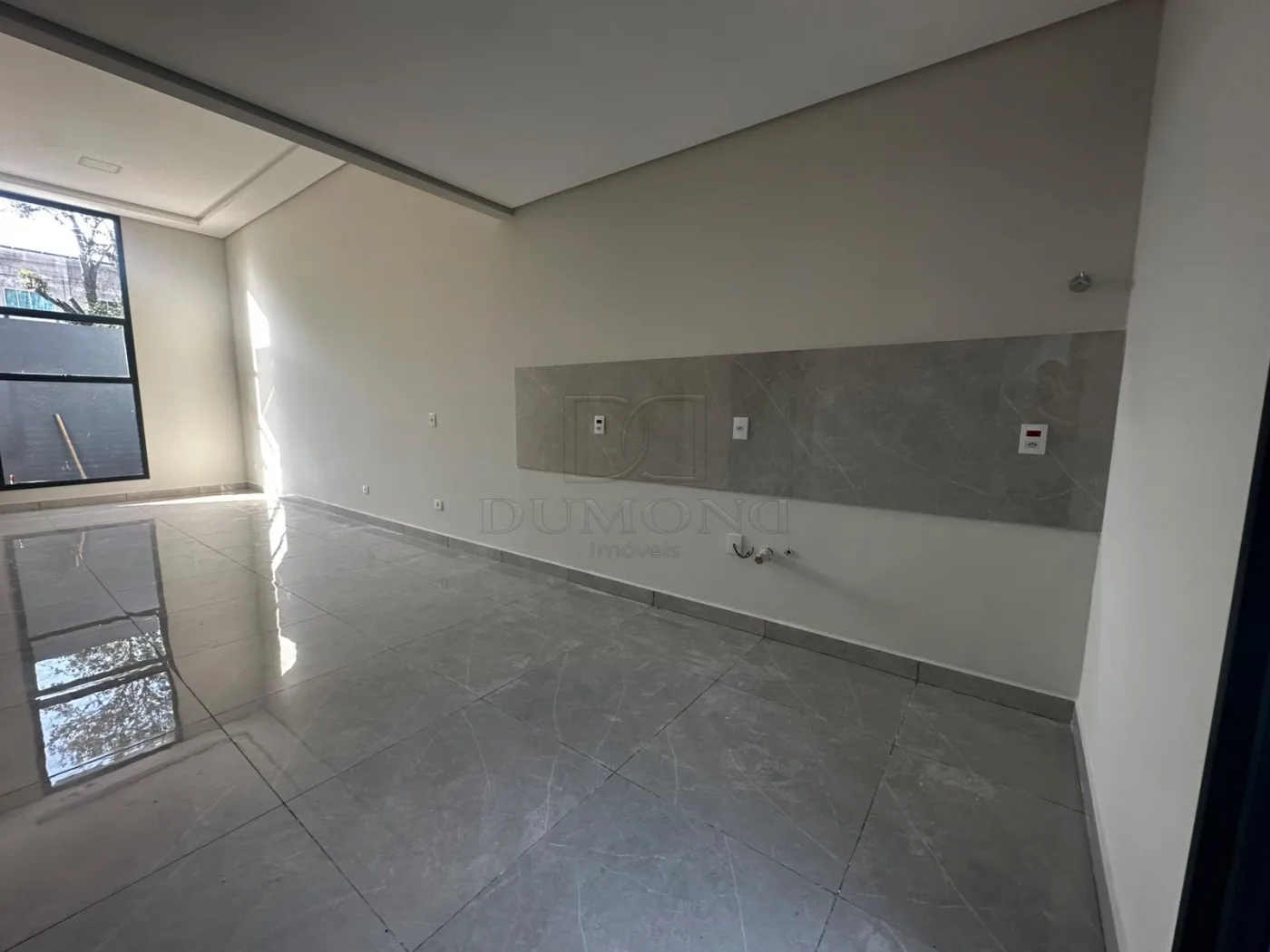 CASA À VENDA NO JARDIM AMERICA,2 dormitórios, sendo 1 suíte.