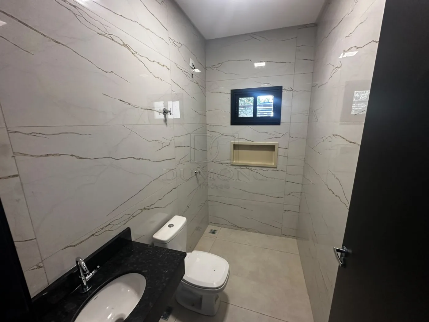 CASA À VENDA NO JARDIM AMERICA,2 dormitórios, sendo 1 suíte.