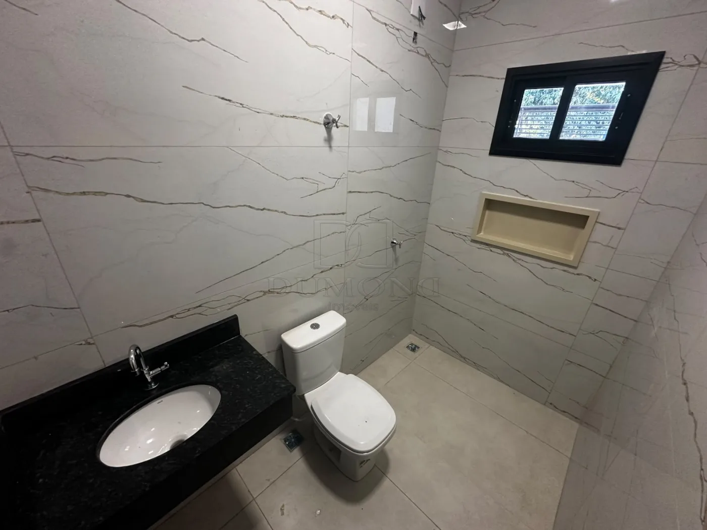 CASA À VENDA NO JARDIM AMERICA,2 dormitórios, sendo 1 suíte.