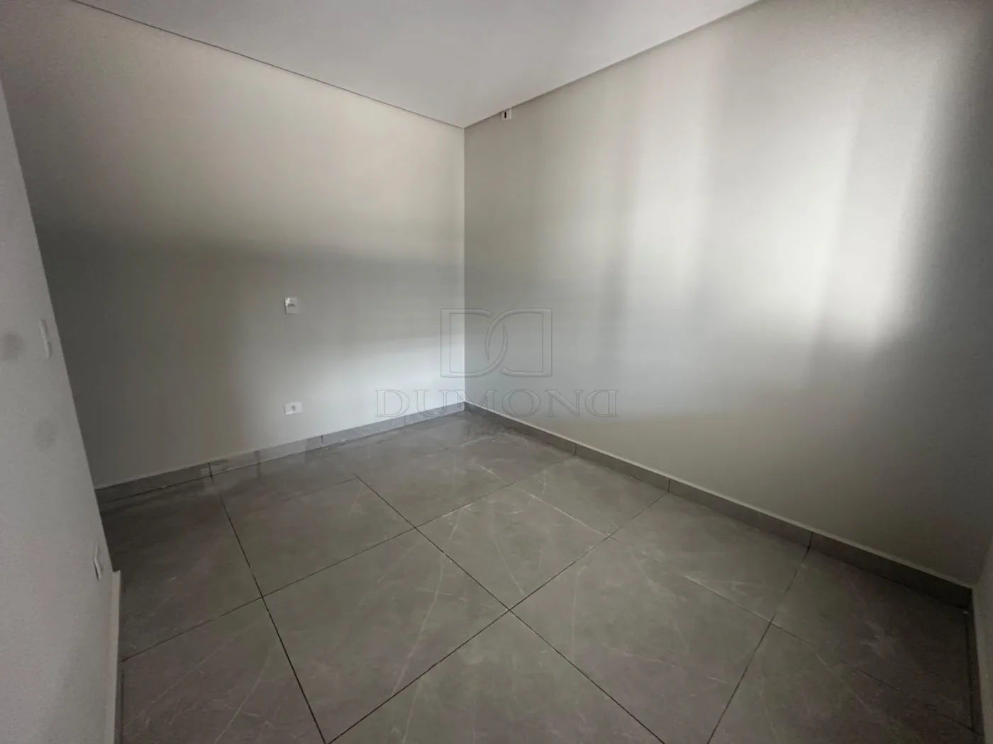 CASA À VENDA NO JARDIM AMERICA,2 dormitórios, sendo 1 suíte.