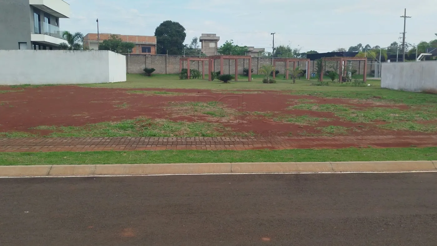 Terreno à Venda no Condomínio Horizontal Fechado Iguaçu. Vila Carimã | Foz do Iguaçu/PR