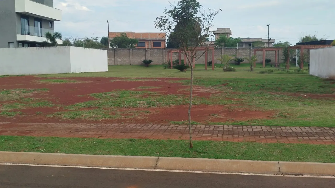 Terreno à Venda no Condomínio Horizontal Fechado Iguaçu. Vila Carimã | Foz do Iguaçu/PR