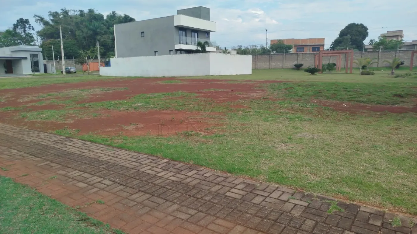 Terreno à Venda no Condomínio Horizontal Fechado Iguaçu. Vila Carimã | Foz do Iguaçu/PR