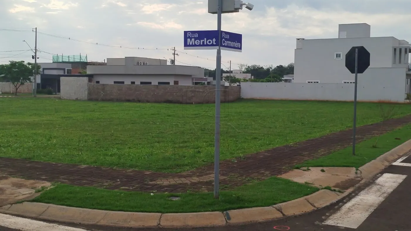 Terreno à Venda no Condomínio Horizontal Fechado Iguaçu. Vila Carimã | Foz do Iguaçu/PR