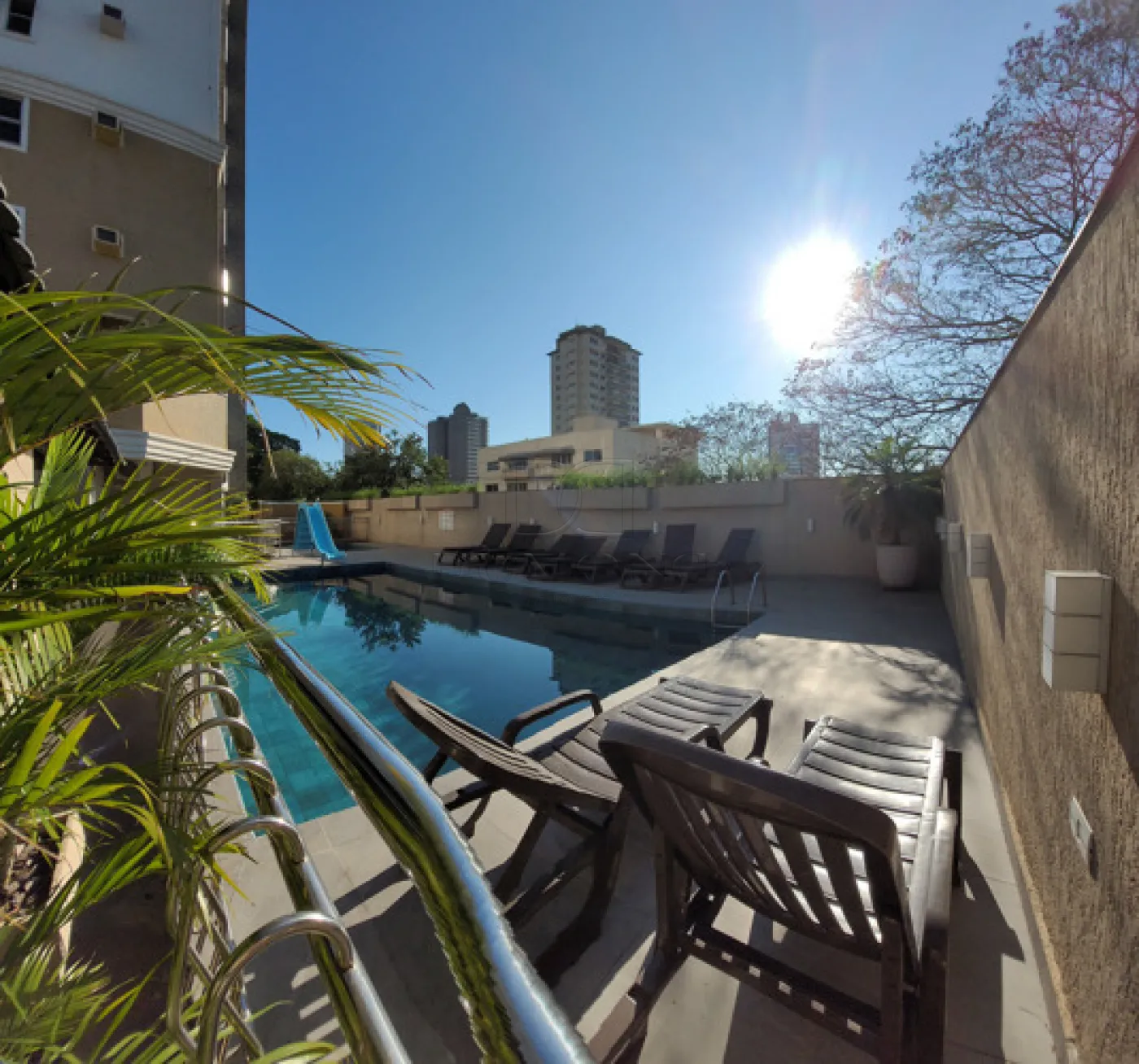 ALUGA-SE EXCELENTE APARTAMENTO NO CONDOMÍNIO RESIDENCIAL VIVALDI COM 108 M² EM FOZ DO IGUAÇU/PR