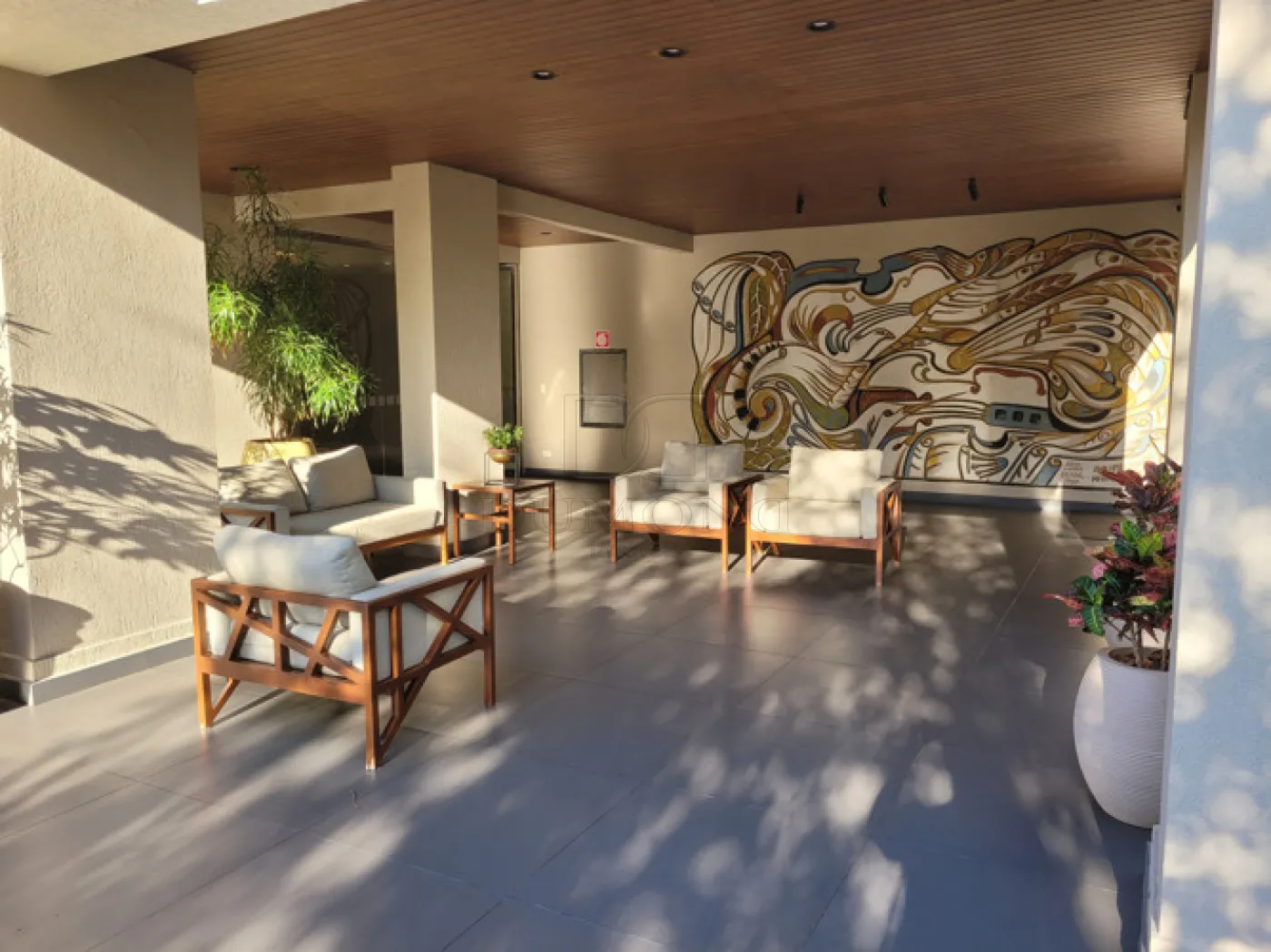 ALUGA-SE EXCELENTE APARTAMENTO NO CONDOMÍNIO RESIDENCIAL VIVALDI COM 108 M² EM FOZ DO IGUAÇU/PR