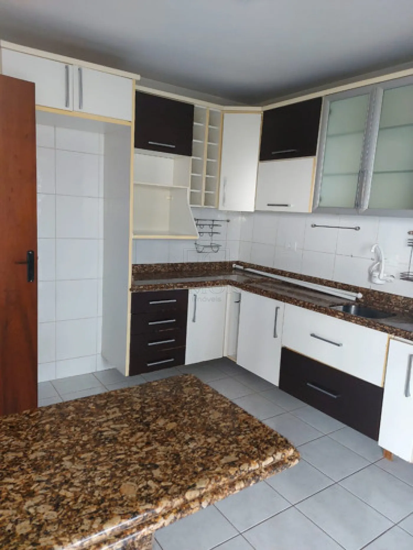 ALUGA-SE EXCELENTE APARTAMENTO NO CONDOMÍNIO RESIDENCIAL VIVALDI COM 108 M² EM FOZ DO IGUAÇU/PR