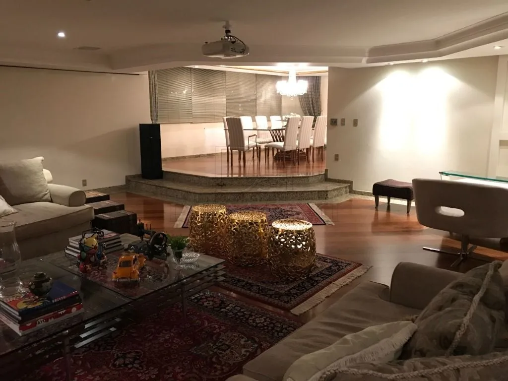 APARTAMENTO DE ALTO PADRÃO, TODO MOBILIADO, À VENDA E PARA LOCAÇÃO EM FOZ DO IGUAÇU!